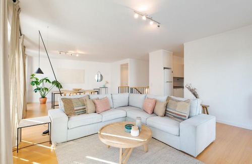 Mouraria Apartment | Penthouse For The City Lovers - Castle View & Parking