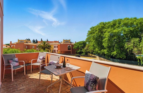 Meia Praia Apartment | Penthouse Jardim (BG207)