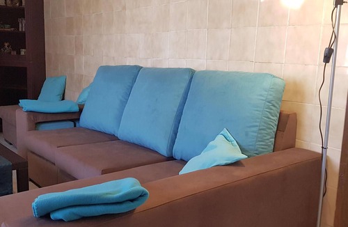Lavos Apartment | Pet- and motorcyclist-friendly vacation apartment with a terrace in a quiet location