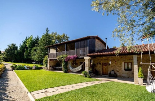 Amares House | Pet Friendly | Barbecue | Pool | MyStay