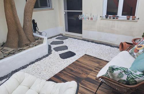 Ajuda House | Pillows Peniche Townhouse