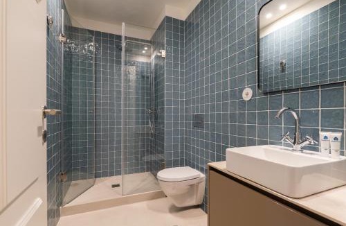 Oliveira do Castelo Apartment | Plaza Apartments by HostWise