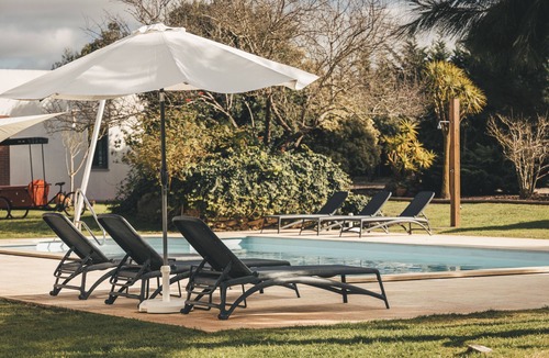 Carvalhal House | Plum Room