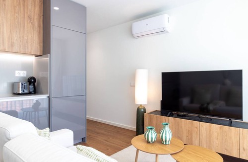 Santa Marinha Apartment | Polacos Residence | 1BR | Apt P by LovelyStay