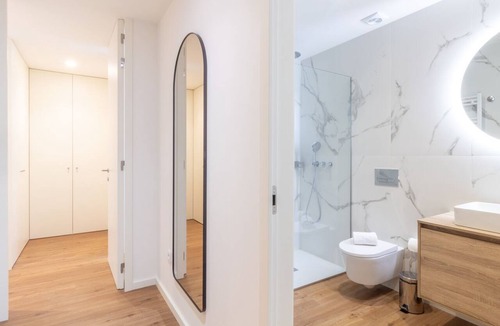Santa Marinha Apartment | Polacos Residence | 2BR | Apt W by LovelyStay