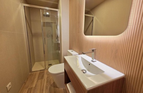 Vila Hotel | Ponto Norte | Room 12| Town Centre | Melgaço | The Northernmost Town in Portugal