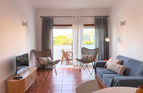 Albardeira Apartment | Pool View Balcony & Walk to beach, by TimeCooler