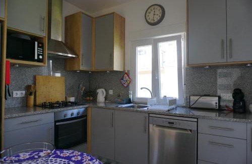 Vila Praia de Ancora House | Portela House - T3 Residential home 50 meters from the beach