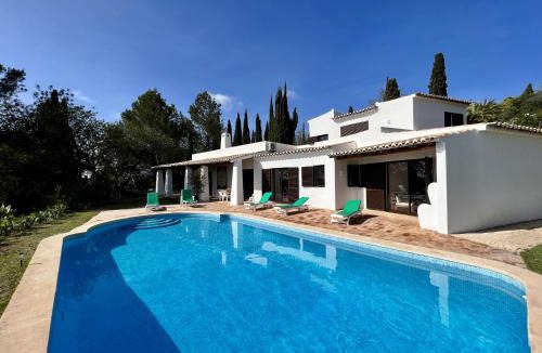 Alcalar Villa | Portimão Bellevue Villa With Pool by Homing