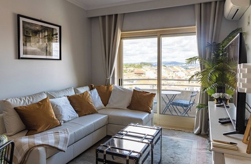 Santa Marinha Apartment | Porto Gaia River View 9