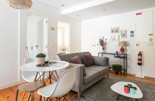 Campanha Apartment | Porto Insight Apartments Campanha with Balcony and AC