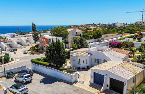 Luz Villa | Praia da Luz villa, 3br 2ba, two blocks from the stunning Atlantic coast