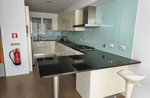 Atalaia de Cima House | Premium 3-Bedroom Villa – Silver Coast Heights, Praia da Areia Branca