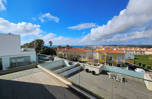 Atalaia de Cima House | Premium 3-Bedroom Villa – Silver Coast Heights, Praia da Areia Branca