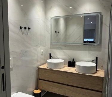 Espinho Apartment | Premium T1 - Blue Ocean