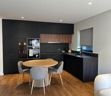 Espinho Apartment | Premium T1 - Golden Sunset