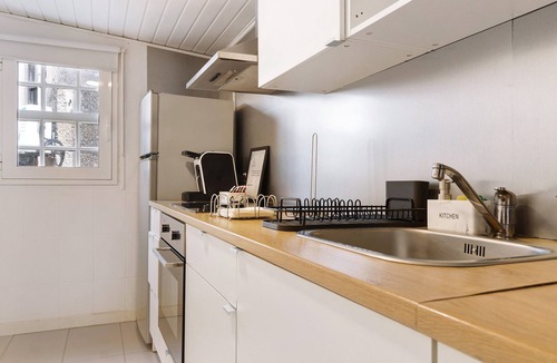 Old Town Apartment | Prestigegoldresidence 1 – Historic Center Apartment with Wi-Fi and Air Conditioning