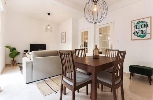 Principe Real Apartment | PRINCIPE REAL BALCONY by HOMING