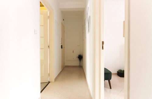 Principe Real Apartment | PRINCIPE REAL BALCONY by HOMING