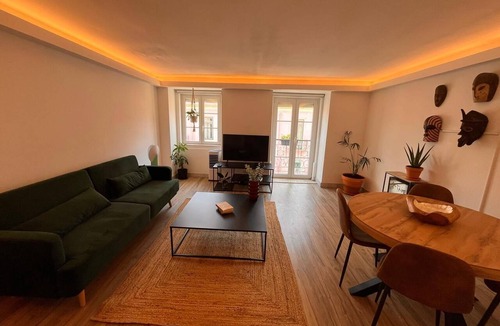 Santo Antonio Apartment | Principe Real Botanical Gardens