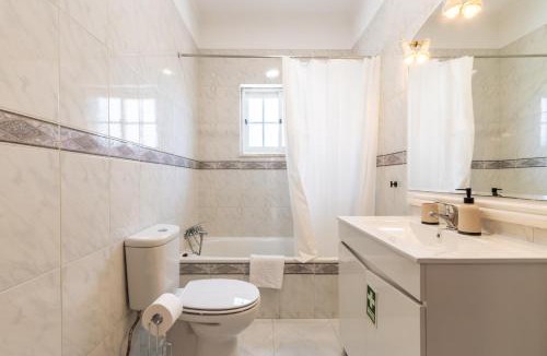 Belverde Villa | Private Pool Villa Near Aroeira & Caparica