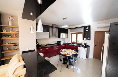 Sao Lourenco do Douro House | Private Pool and Hot Tub on the Douro River