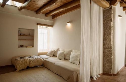 Almocageme House | Private room 2 at issebya near Adraga Beach