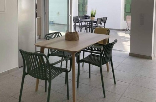 Santa Catarina da Fonte do Bispo House | Casa Empreita – A peaceful getaway in the countryside