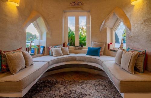 Carvoeira House | Romantic holiday Suite, The Nutcracker, Spa & pool, Cerrado das Fontainhas.