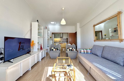 Cavacos Apartment | Quarteira Central 3 by Homing