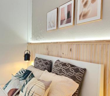 Reboleira House | Quarto confortável com varanda
