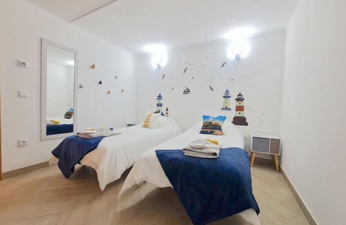 Nazare House | Quartos para grupos Nazaré