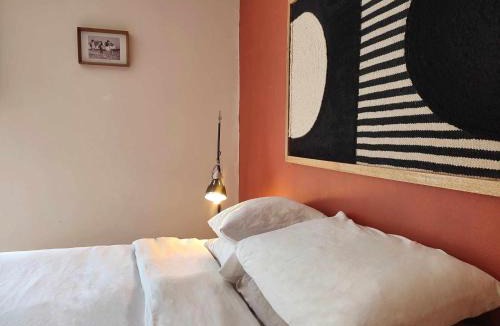 Aljezur House | Queen Bedroom