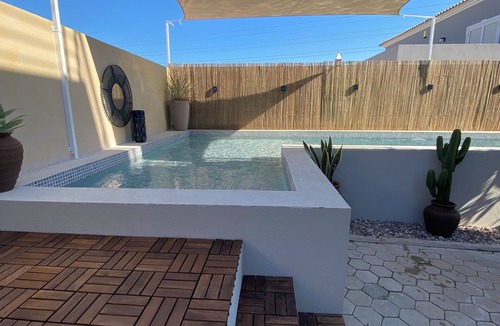 Algoz Villa | Quiet Algarve villa near Albufeira & branches with prívate pool BBQ terrace