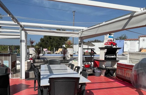 Vila Real Santo Antonio House | Quiet House with Private Pool