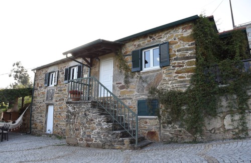 Castro Daire Cottage | Quinta da Malhada - A. L. 14 km from Paiva Walkways