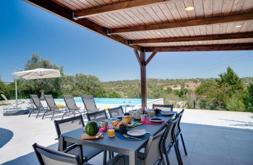 Loule Villa | Quinta do Cerro by Algarve Holidays