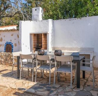 Sargacal House | Quinta do Coala - Spacious Countryside Orchard Escape, 10 min from Lagos