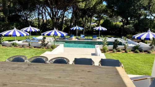 Almancil Villa | Quinta do Lago, Charme e Luxo no Centro da Quinta do Lago, 5 Quartos