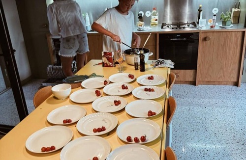 Espadanedo House | Quinta do Lodao, a renovated farmhouse on the banks of the Douro River with a swimming pool.