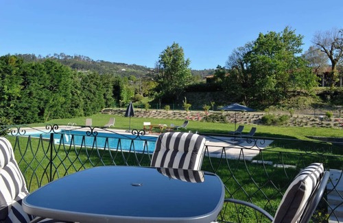 Refoios do Lima House | QUINTA DO MOSTEIRO:Charming refuge between history and nature