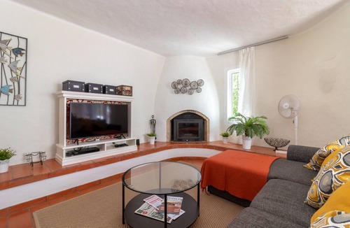 Mato Serrao Ski Chalet | Quinta do Paraiso - Resort with swimming pools, a short walk from to beach, town & amenities