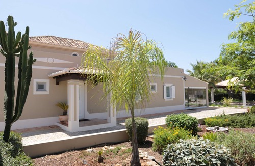 Caramujeira House | Quinta do Pinheiro Manso - Hollidays Viila - Marinha Beach
