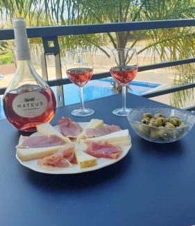 Vale de Carro Apartment | Quinta do Pinheiro Residence