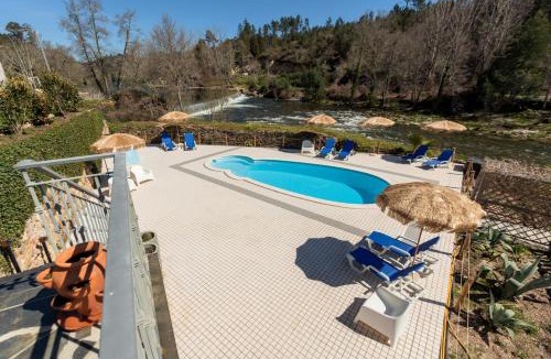Arganil House | Quinta do Rio Alva and Glamping Lodges