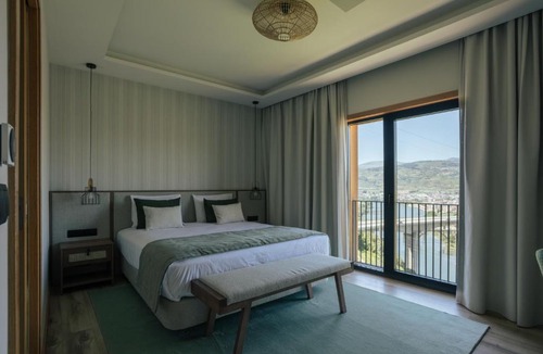 Lamego House | Quinta do Roso - Douro Wine Estate - by FERO