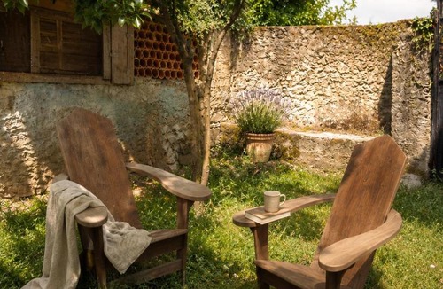 Lousa Apartment | Quinta Farm Stay - Silence and Nature Retreat