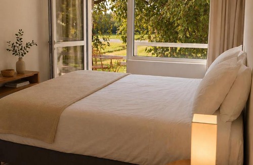 Lousa Apartment | Quinta Farm Stay - Silence and Nature Retreat