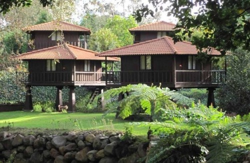 Santa Cruz Cabin | Quinta das Eiras Shelter 1
