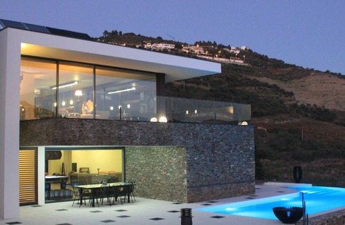 Bomfim House | Quinta Rainha Santa Mafalda - Douro Valley Design Villa